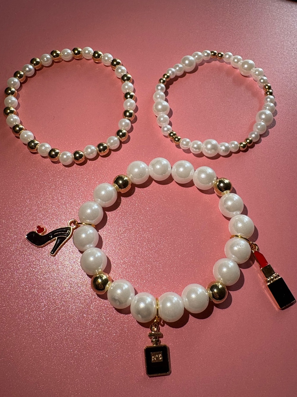 Pearl & Gold Charm Stretch Bracelet Set (ALL orders come with stickers!!)